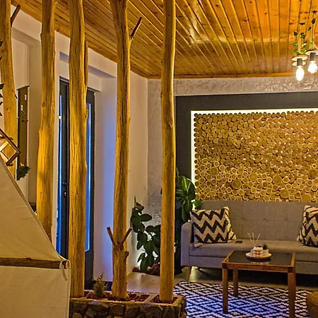Cityside Chalet